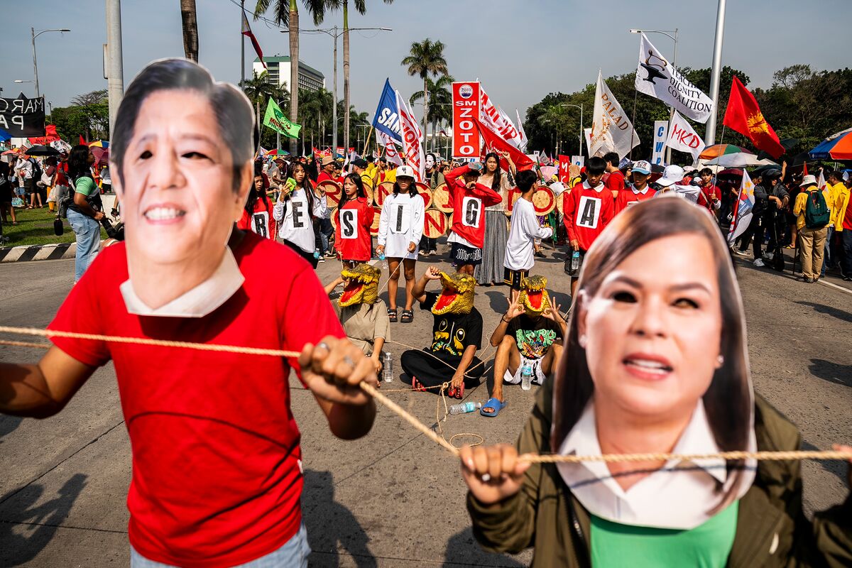 Global Funds Scrutinize Philippine Debt After Corruption Scandal