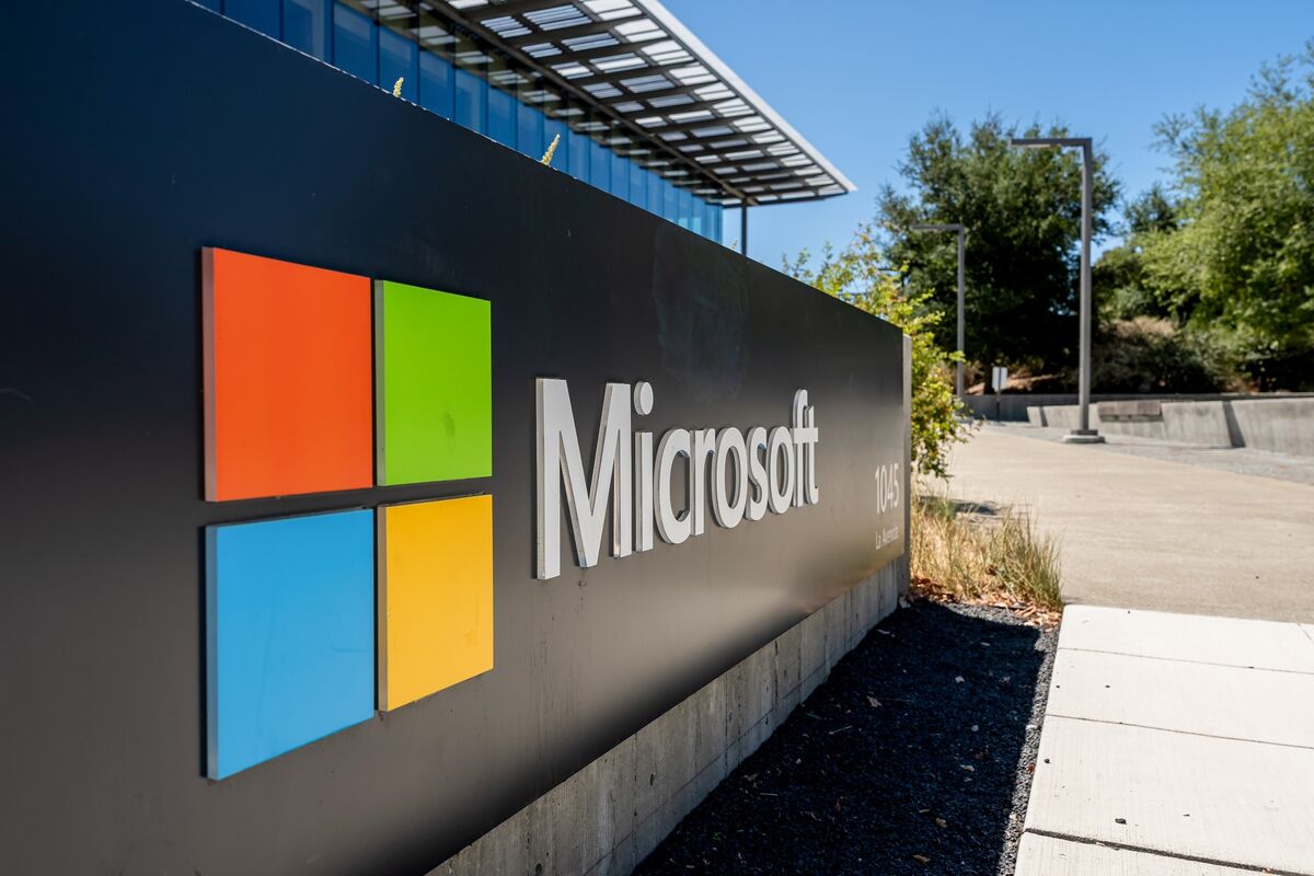 Microsoft Looks to Raise at Least $25 Billion From US Bond Sale