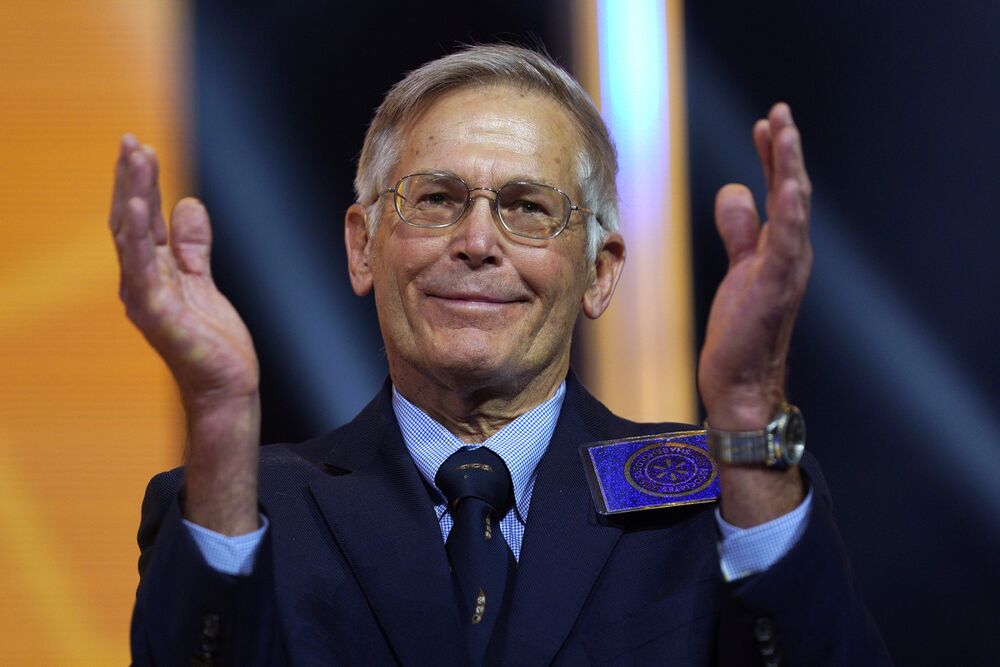  jim walton - entrepreneur billionaire and their net worth - voxytalksy