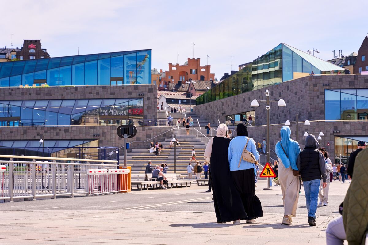 bloomberg.com - Charlie Duxbury - Sweden Is Tackling Too High Jobless Rate, Finance Chief Says