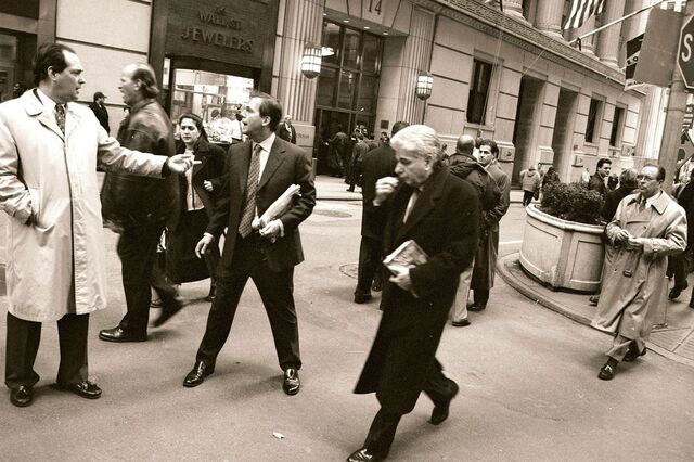 Traders argued outside the New York Stock Exchange in March 2001 following a rough week in the market. 