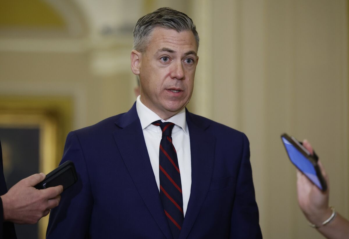bloomberg.com - Maggie Eastland - AI Oversight Should Keep Up With Latest Models, GOP Senator Says