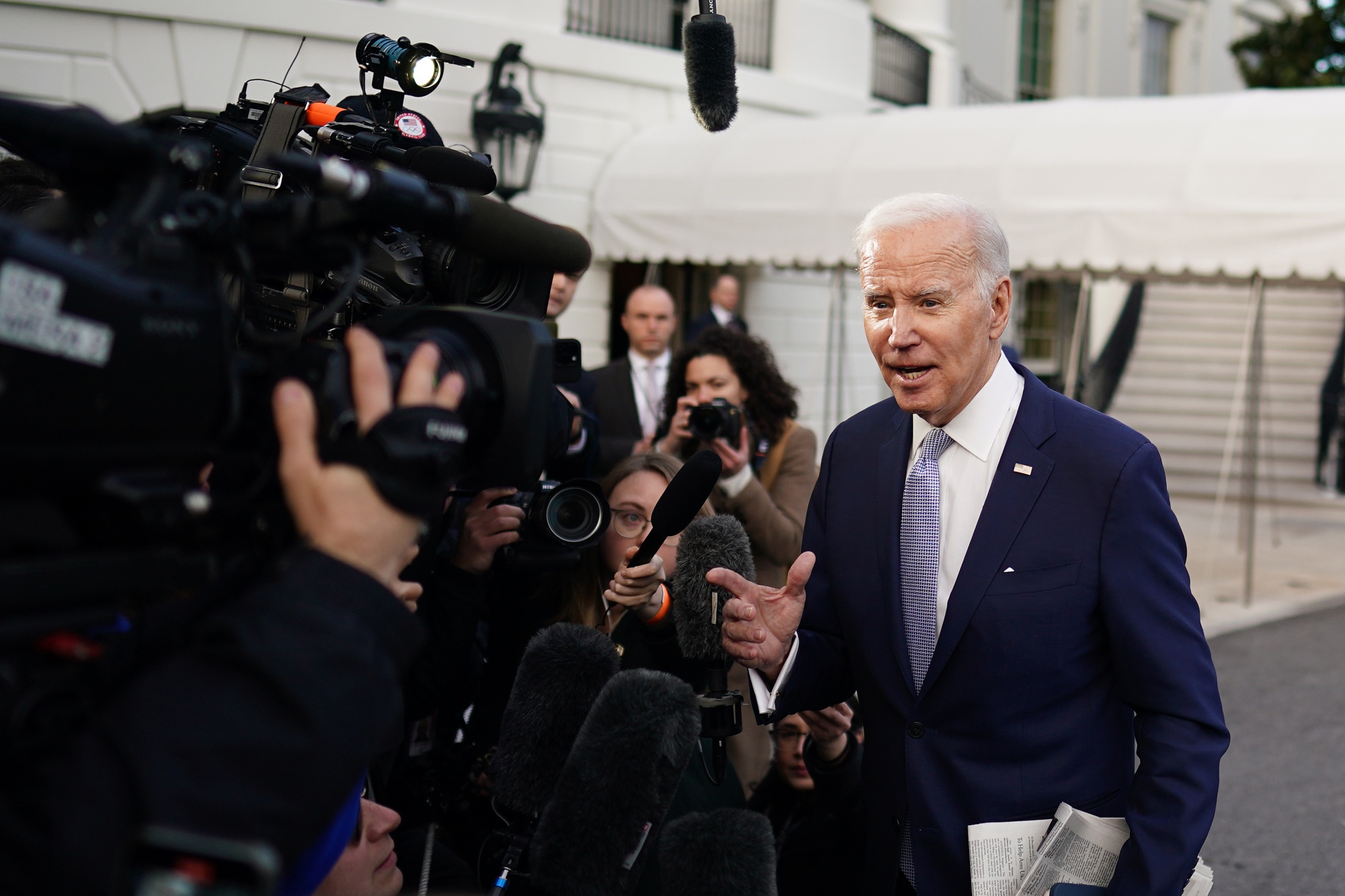 Biden Had Skin Cancer Lesion Removed From Chest, Doctor Says - Bloomberg