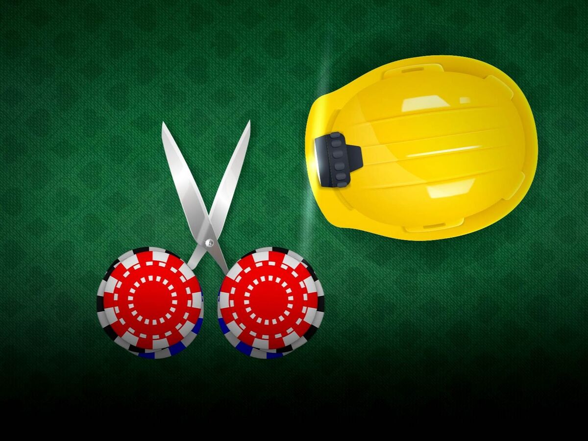 Surprise US Jobs Dip Adds to Fed Cut Wagers Surprise US Jobs Dip Adds to Fed Cut Wagers