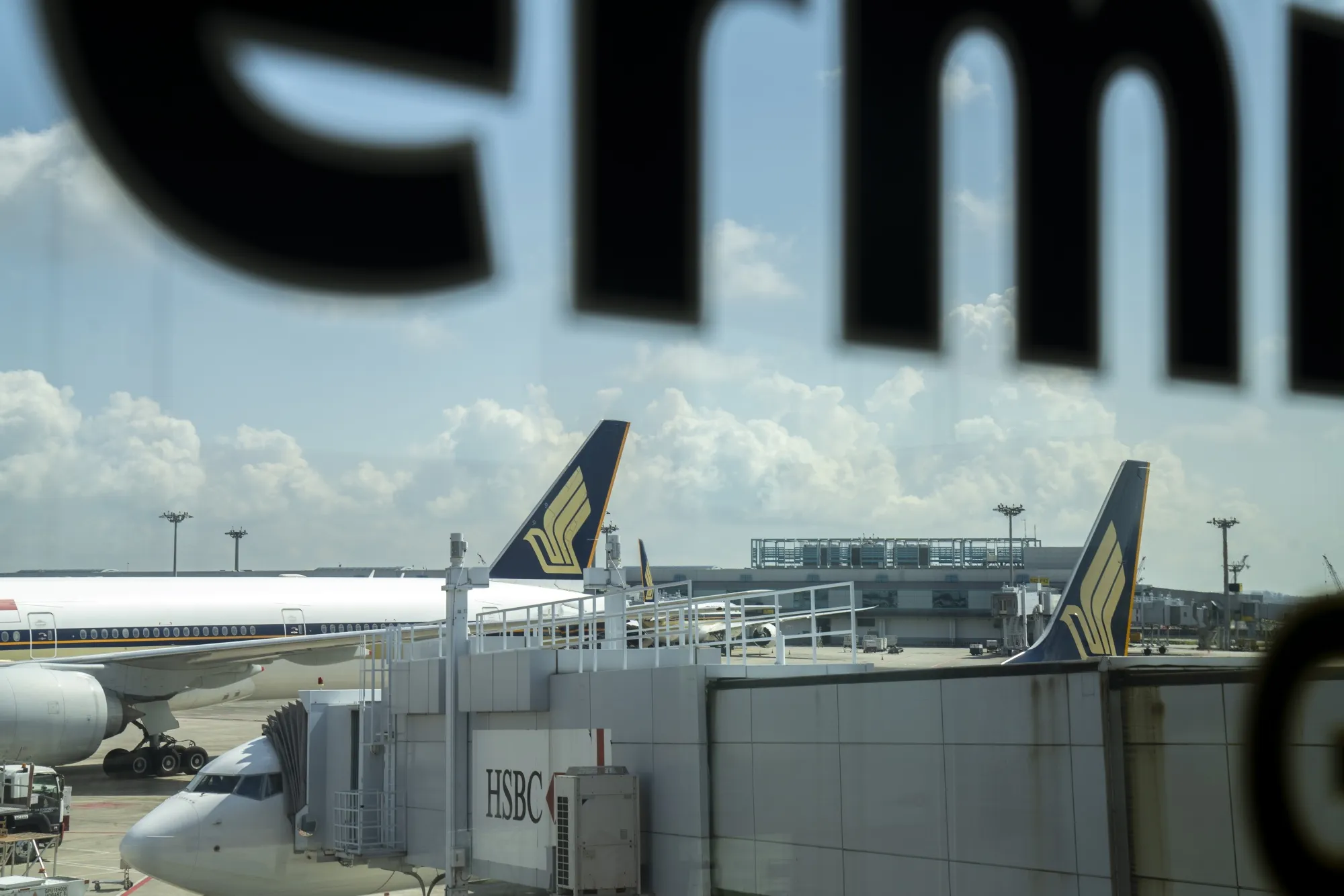 Singapore Air Brings Back Boeing 737 Max With New Cabin Layouts