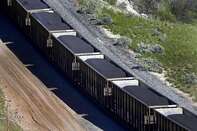 Coal Transport As Price Declines And U.S. Natural Gas Futures Reverse Gain