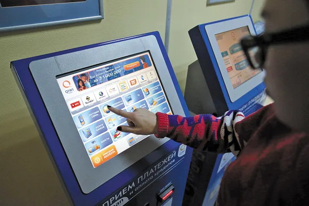 Russia's Web Payment Czar Looks West