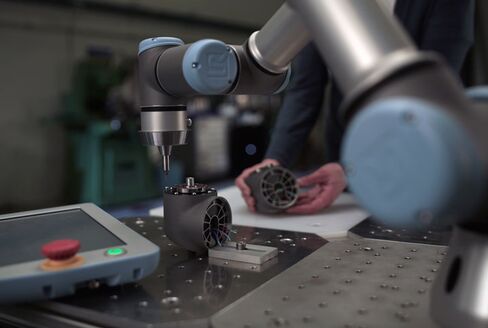 BMW uses arms like this, made by Danish company Universal Robots.