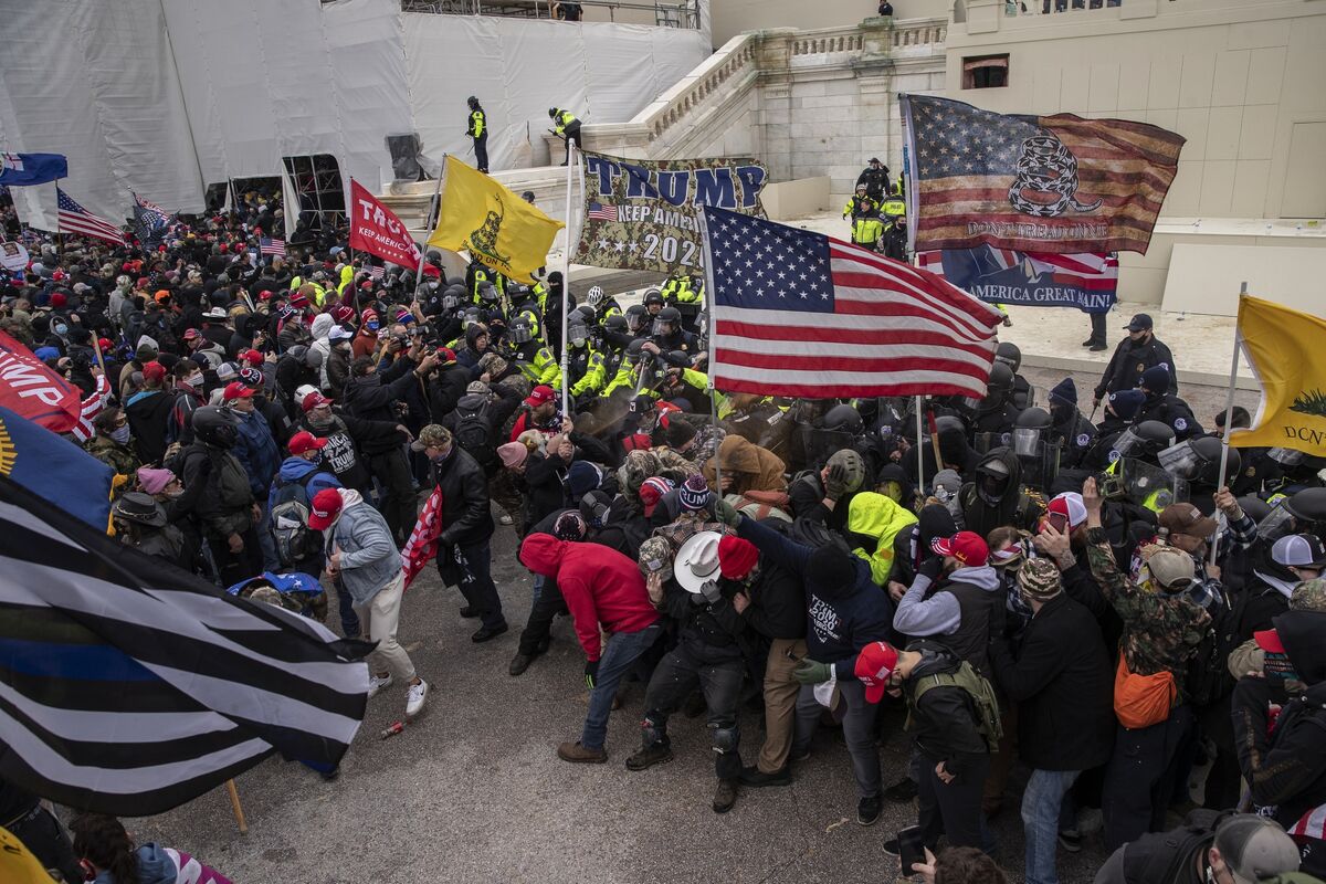 Jan. 6: Feds Seek 8-year Prison Term for Police Officer Who Stormed ...