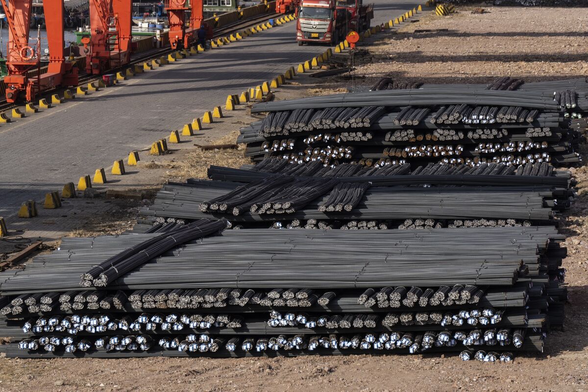 China Aims to Revive Steelmaking Without Ordering Cuts to Supply