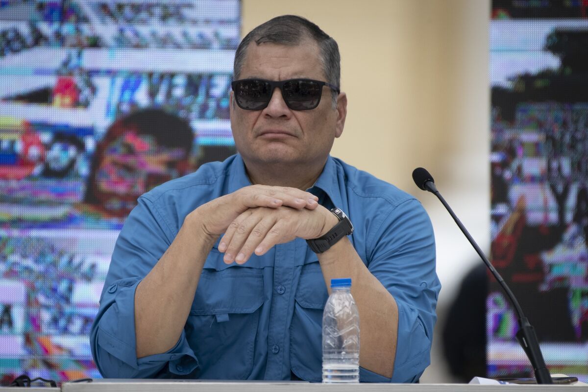 Ecuador Prosecutor Cites Witness Alleging Rafael Correa Ordered Villavicencio Assassination