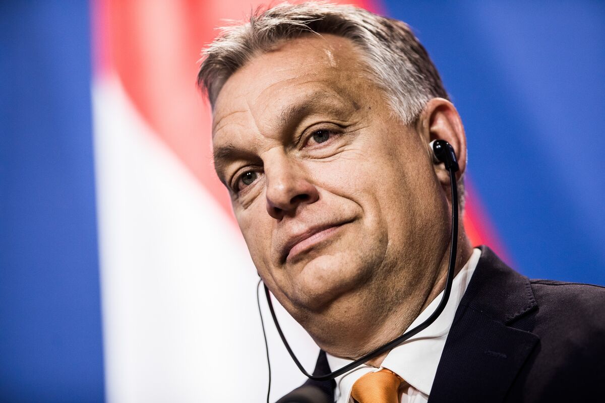EU Fears Johnson Will Persuade Hungary to Veto Brexit Delay