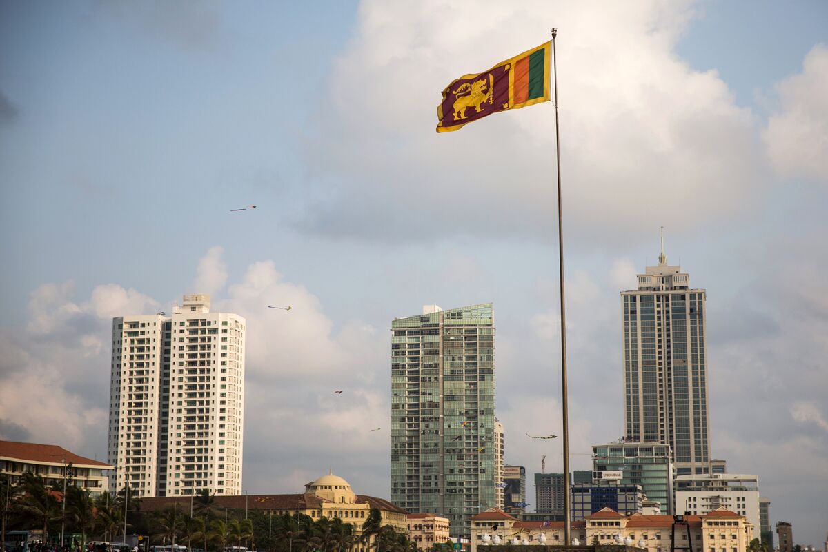 Sri Lanka Holds Rates After Cutting Bank Cash Ratio for Growth