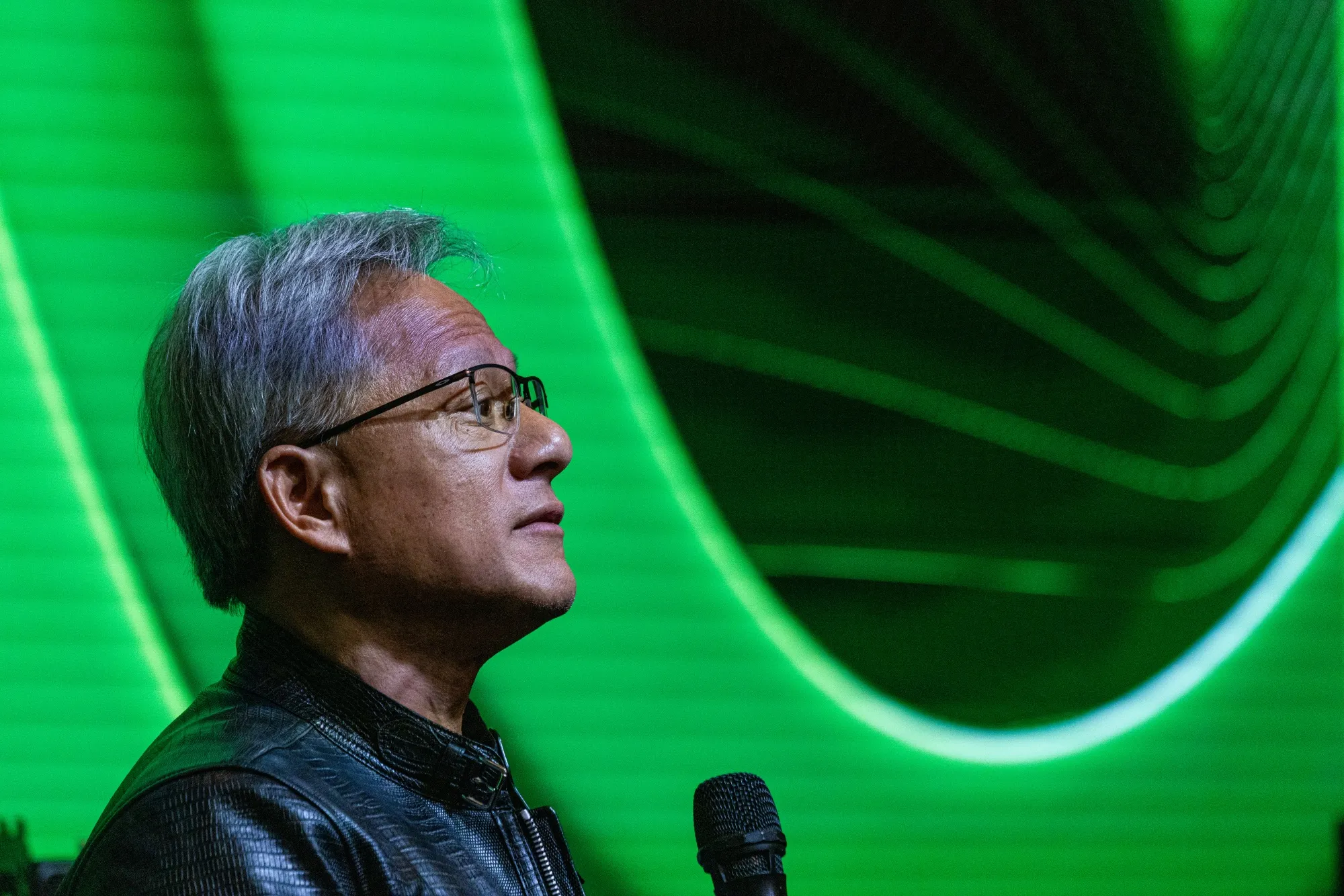 Samsung Stock Gains as Nvidia Works to Certify Its HBM Chips - Bloomberg