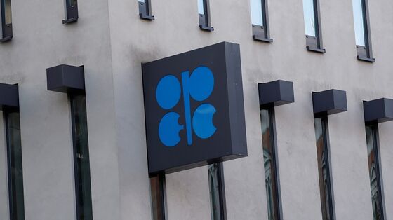 OPEC+ Talks Delayed as Split Deepens Between Key Gulf Allies