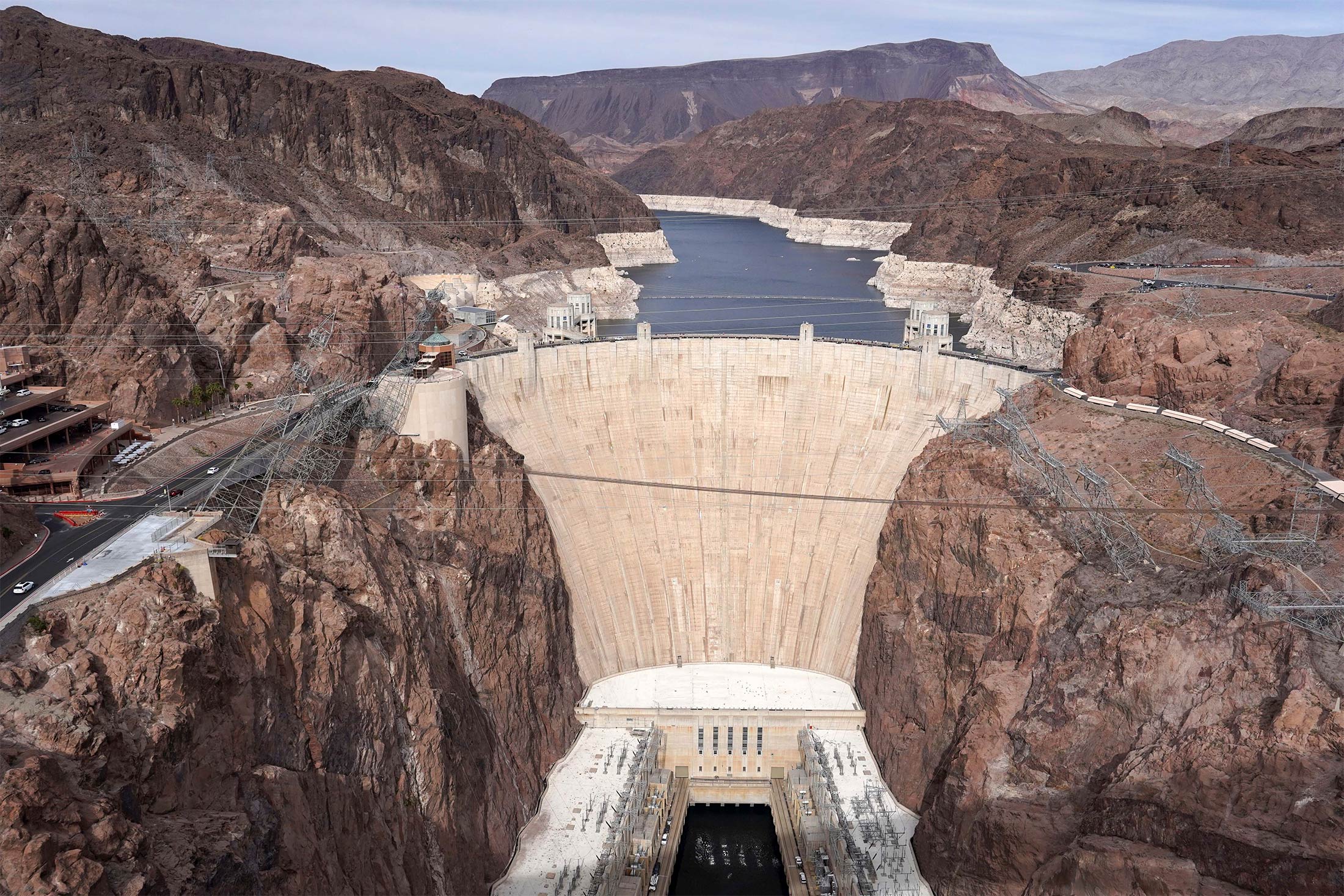 Hoover Dam Reservoir at Lowest Since 1937 as Drought Worsens. 