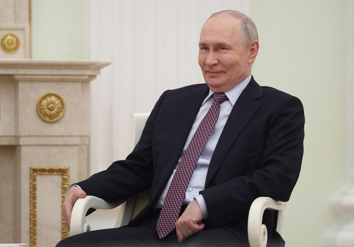 Putin Arrives in China for Xi Talks With Gas Project on Agenda