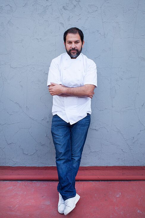 Enrique Olvera.