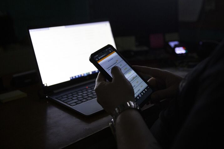 Crypto Scammers Rip Off Billions As Pump-and-Dump Schemes Go Digital 