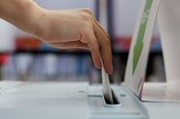 South Koreans Begin Early Voting in Presidential Election