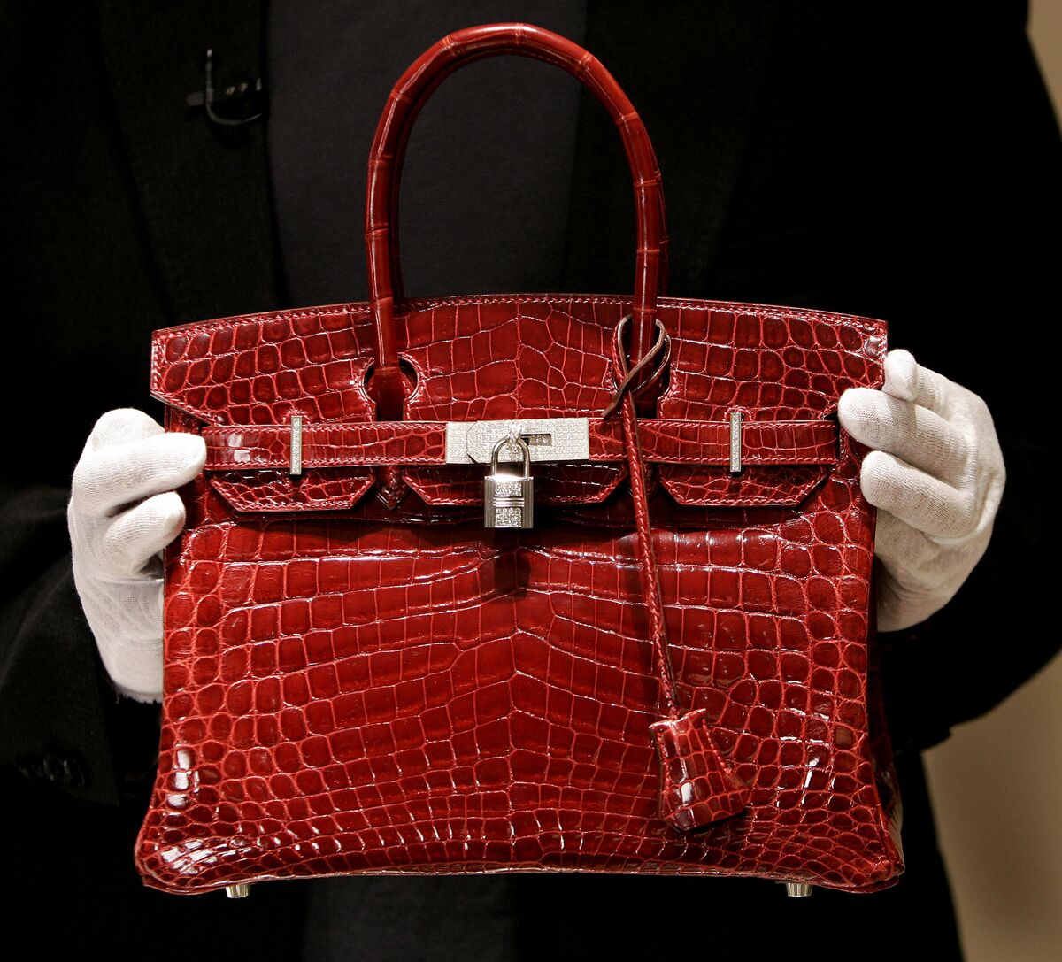 The iconic red, white and blue bag in HK - now reinvented