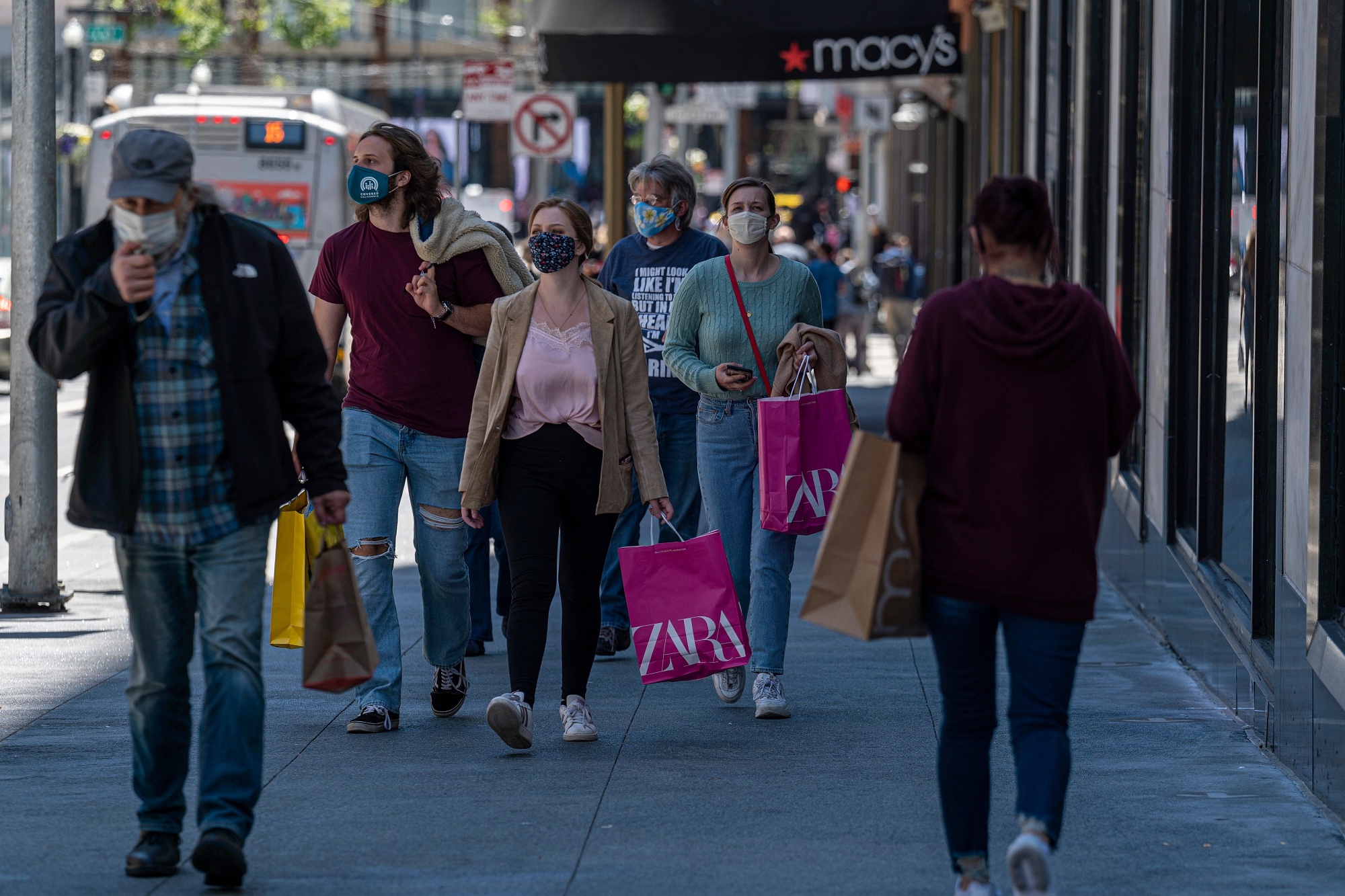Shoppers As Consumer Prices In U.S. Top Forecast 