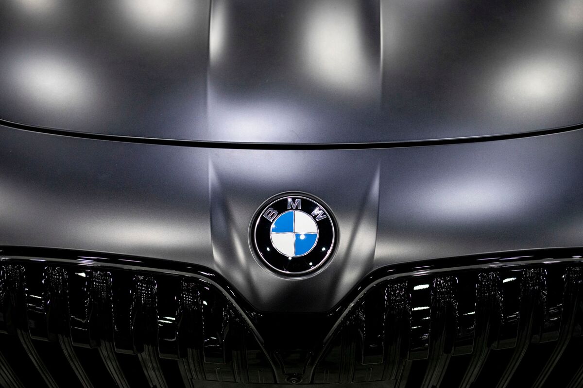 BMW Pulls Out of Paris Car Show as New CEO Slashes Expenses