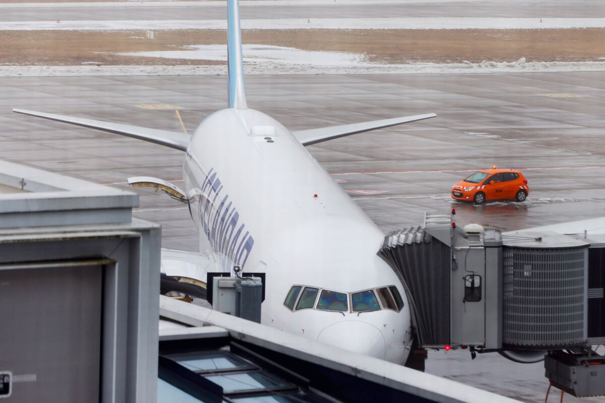 Iceland Faces Flight Disruptions Over Aircraft Mechanics Strike