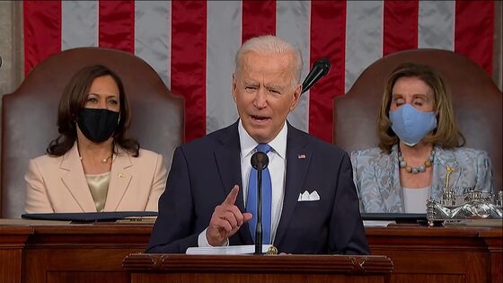 Biden’s Speech Urges Vaccines, Skips Over Masks and Pivots From Covid