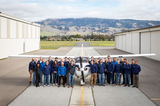 SpaceX Veterans Pass Milestone in Self-Flying Plane Race