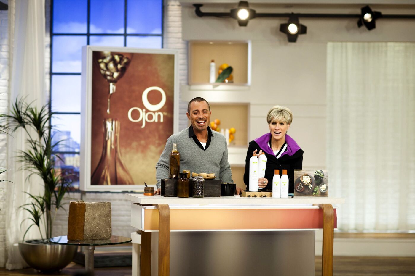 From ShopHQ To QVC TV Shopping Customers Are Cutting Back Bloomberg   1400x933 