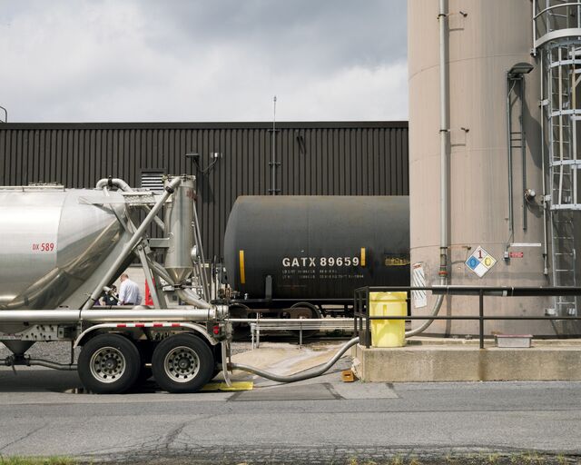 Tanker cars deliver a paraffin wax blend on train tracks that lead right up to the factory doors. Crayola heats and stores the wax in silos that hold a three-day manufacturing supply. 