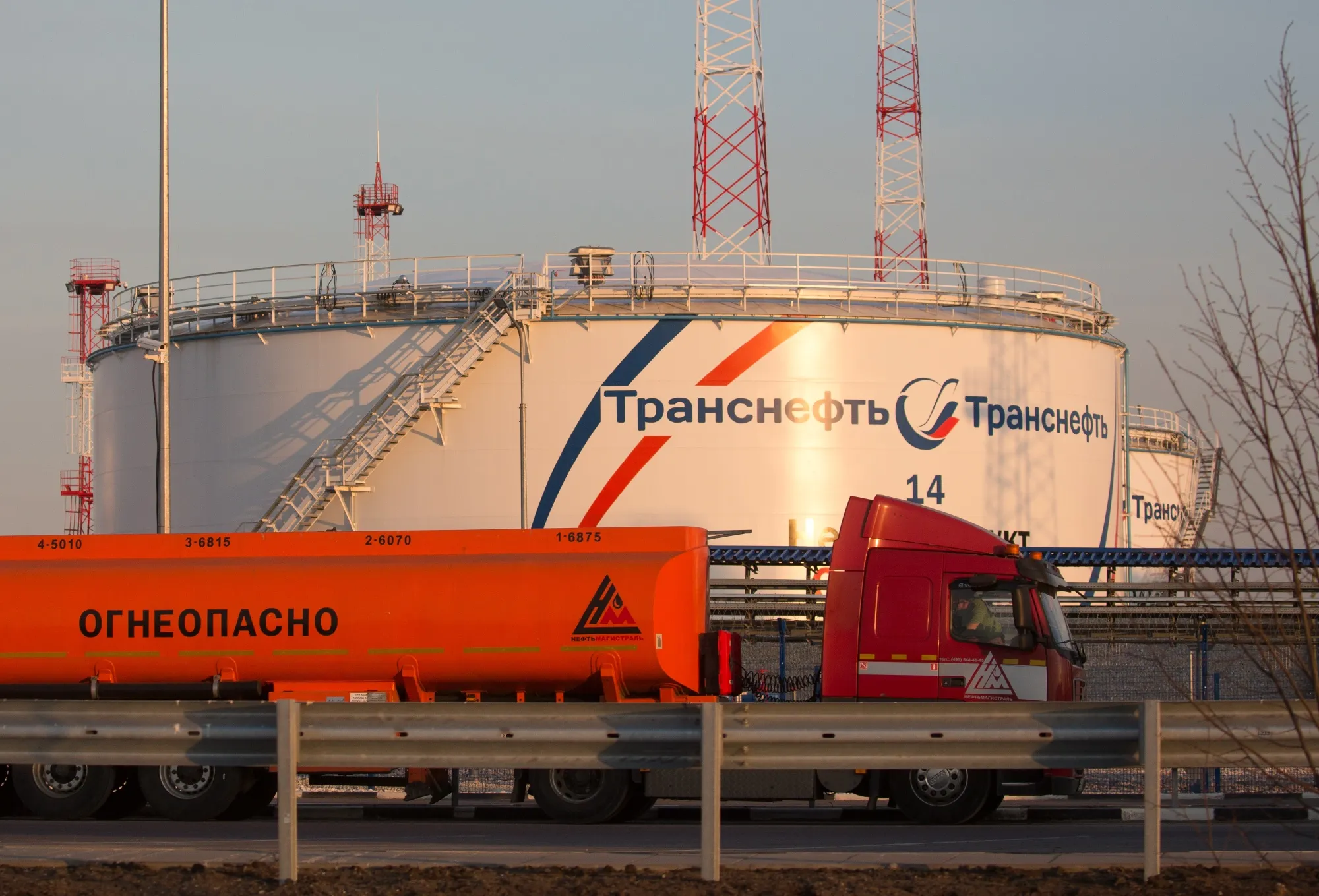 Russia’s crude heads east