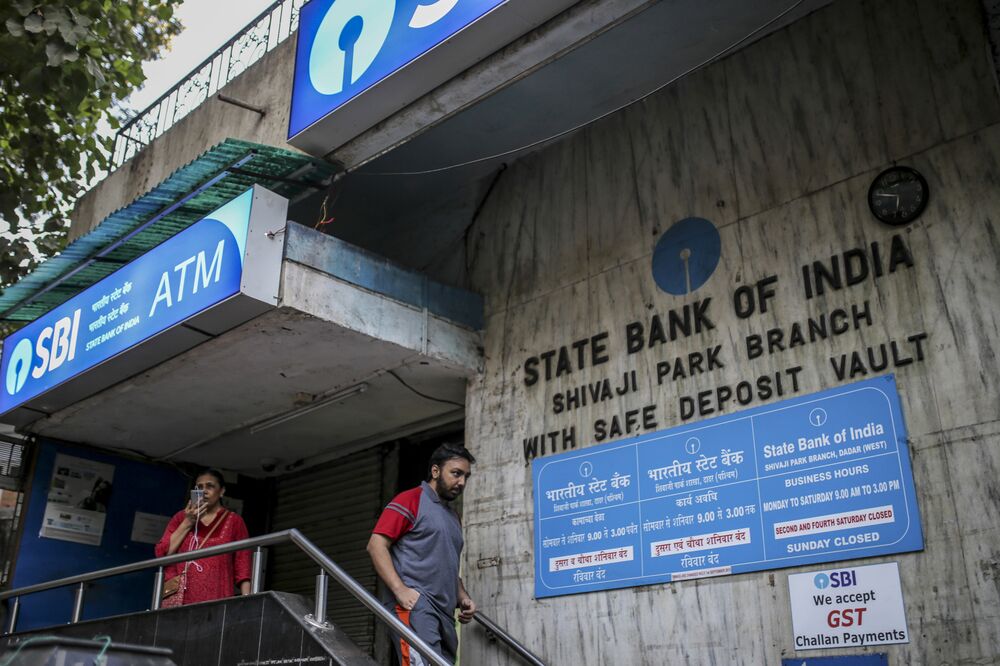 State Bank Of India Sees Credit Growth Slowing This Fiscal Year