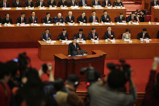 Xi's Demands for Loyalty Show China Pitfalls as Trade War Erupts