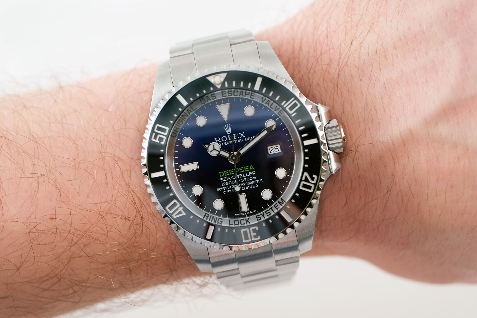 In the Metal: The Rolex Sea-Dweller Deepsea D-Blue - Bloomberg