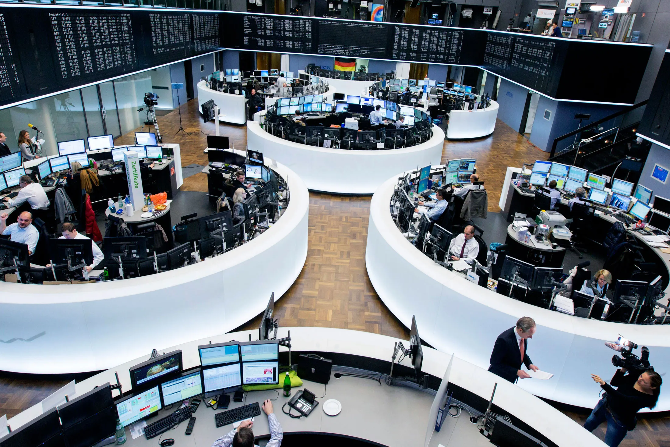 While European stocks almost entered a correction earlier this month amid anxiety over Greece, they rebounded as those worries faded and investors bullish on the region’s economic and earnings outlook piled back in.
