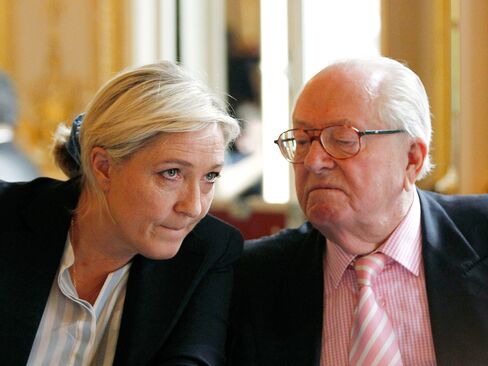 Marine Le Pen and jean-Marie Le Pen.