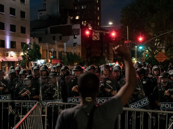 Peaceful Manhattan Protesters Won’t Be Prosecuted, D.A. Says