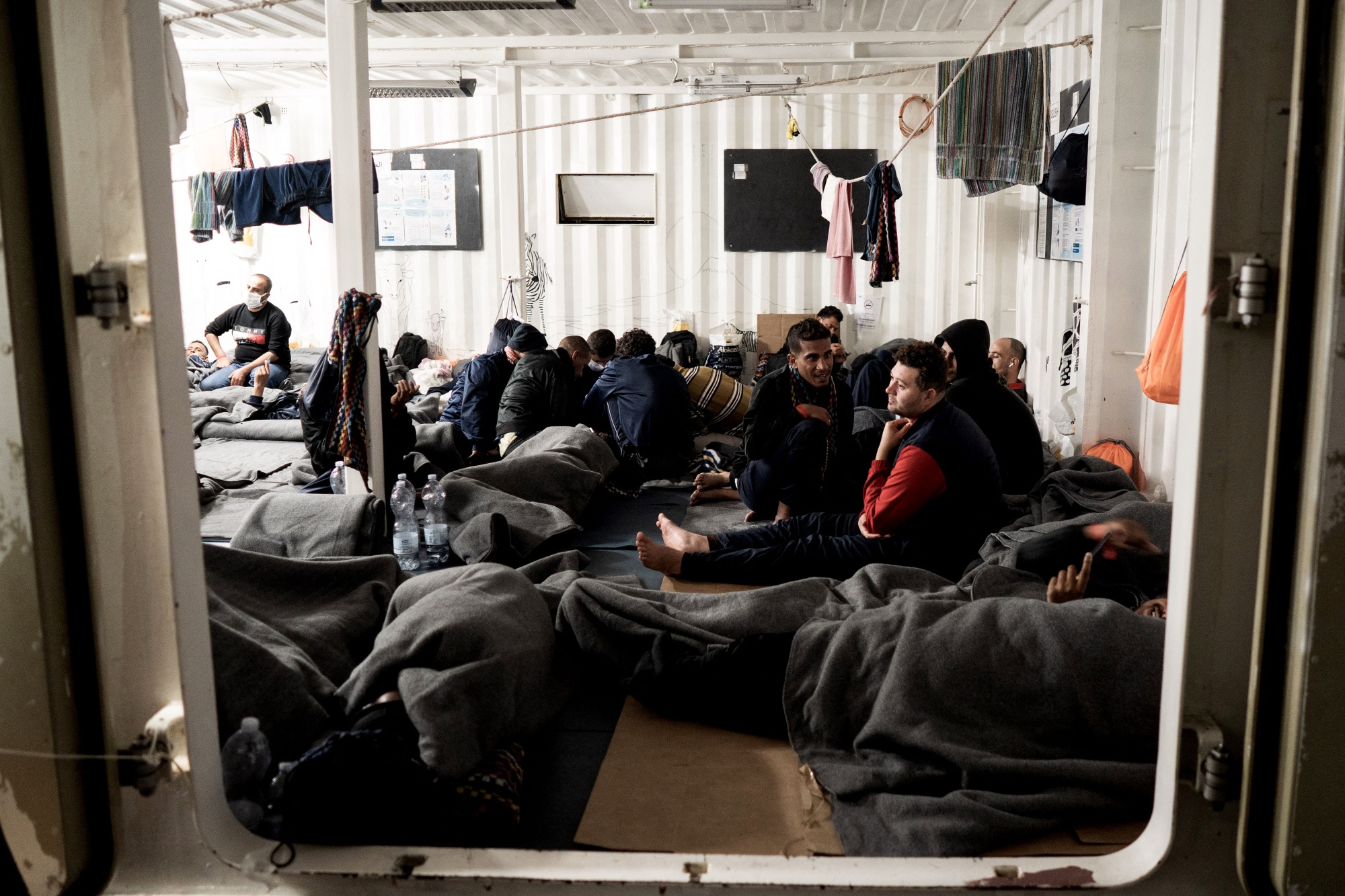 France Slams Italy Over Fate of ‘Ocean Viking’ Migrant Boat - Bloomberg