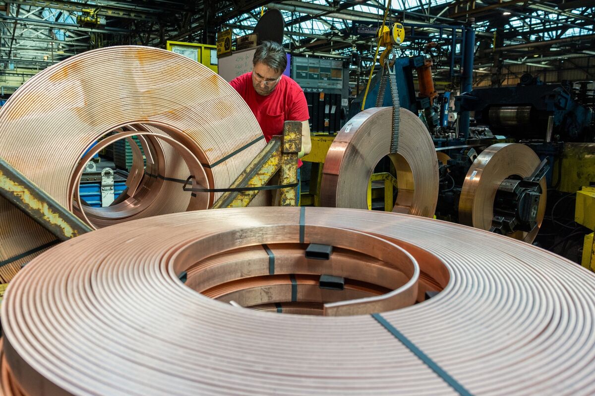 Copper Pushes Back Toward $11,000 as Test of Record High Beckons