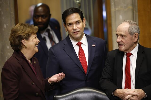 Shaheen (left) has found herself needing to work with Secretary of State Marco Rubio (center) during Trump's tumultuous time in office.