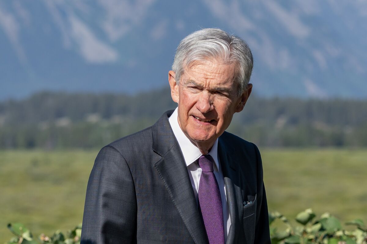 Powell sẽ cần phải lên tiếng trước áp lực từ Trump đối với Fed