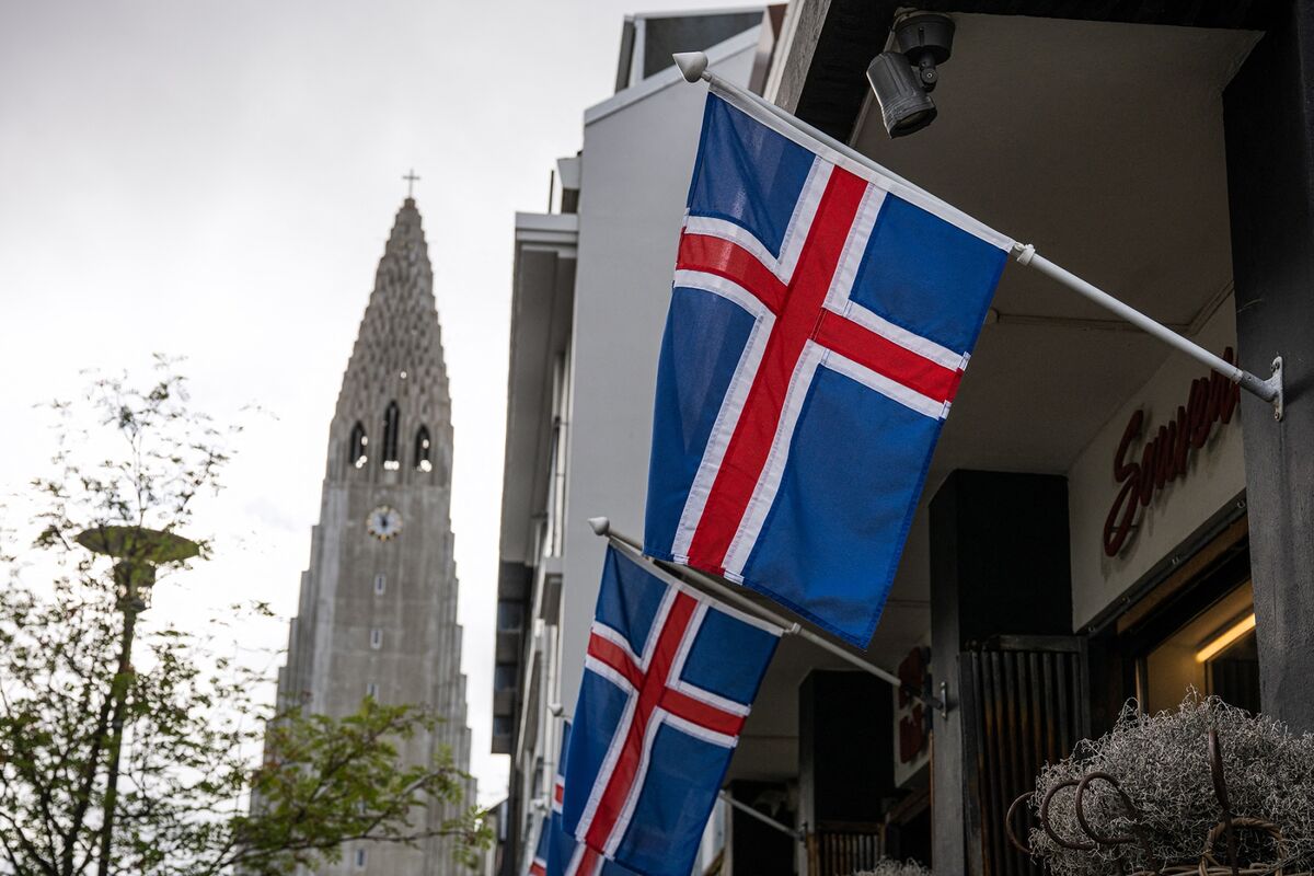 EU Insists Appeal Remains Strong After Iceland Votes No