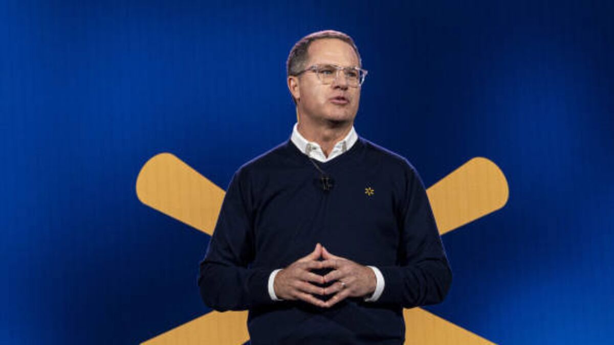 ⚫️ BLOOMBERG: "Doug McMillon si dimette da CEO di Walmart: la fine di un'era"
