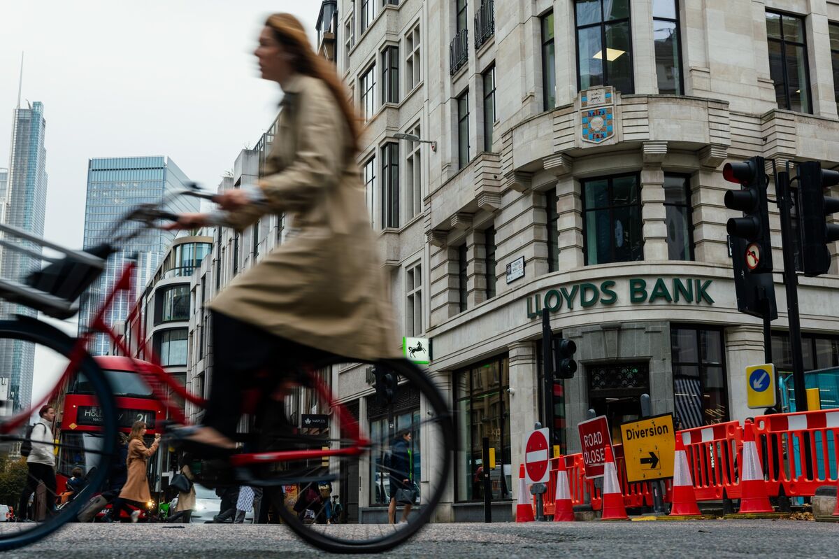 Lloyds Canters On Bloomberg