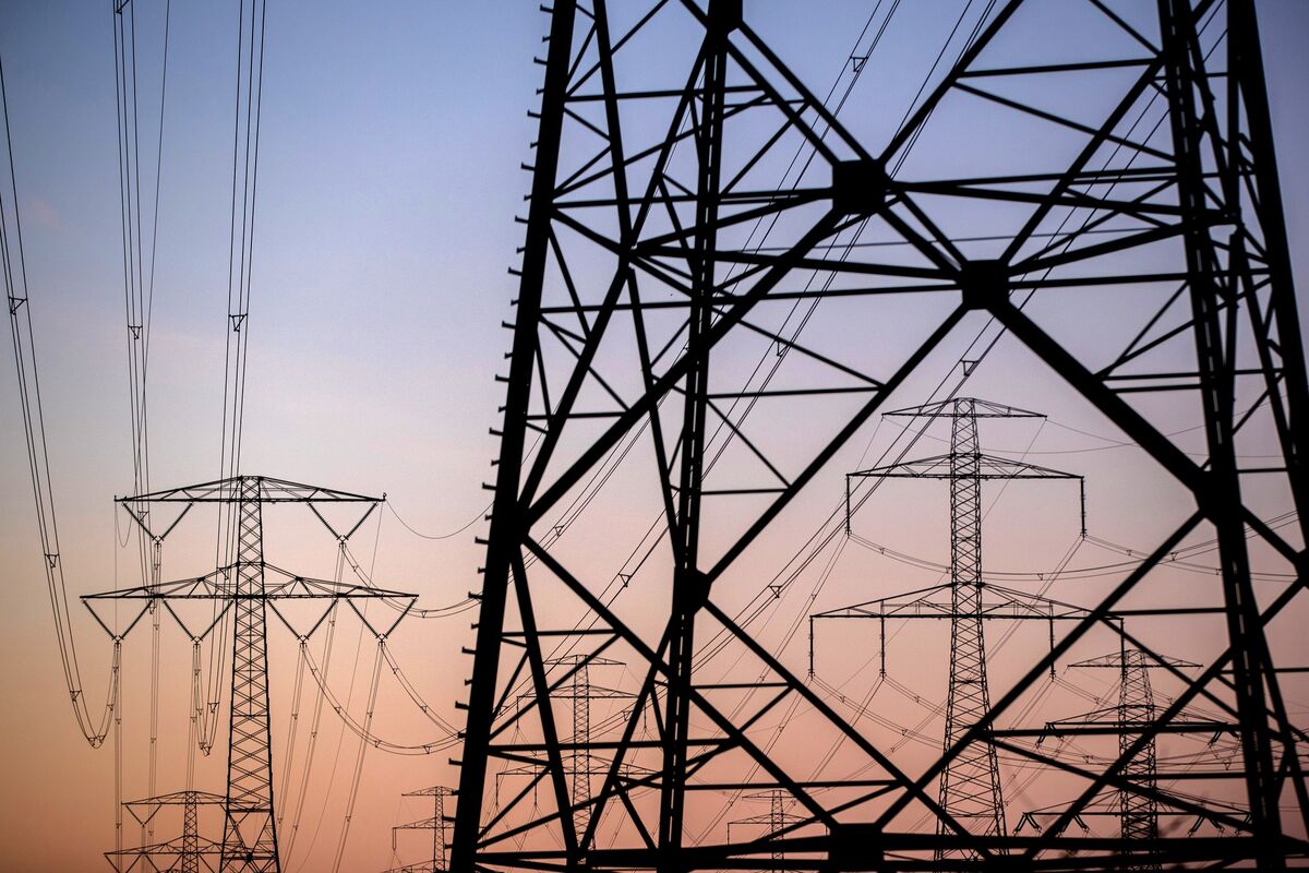 German Watchdogs Find No Sign of Power-Price Spike Market Abuse