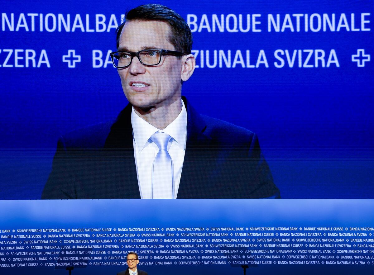 🟪"Fiducia della Banca Centrale Svizzera nei Titoli di Stato Statunitensi nonostante il Calo di Rating di Moody's"