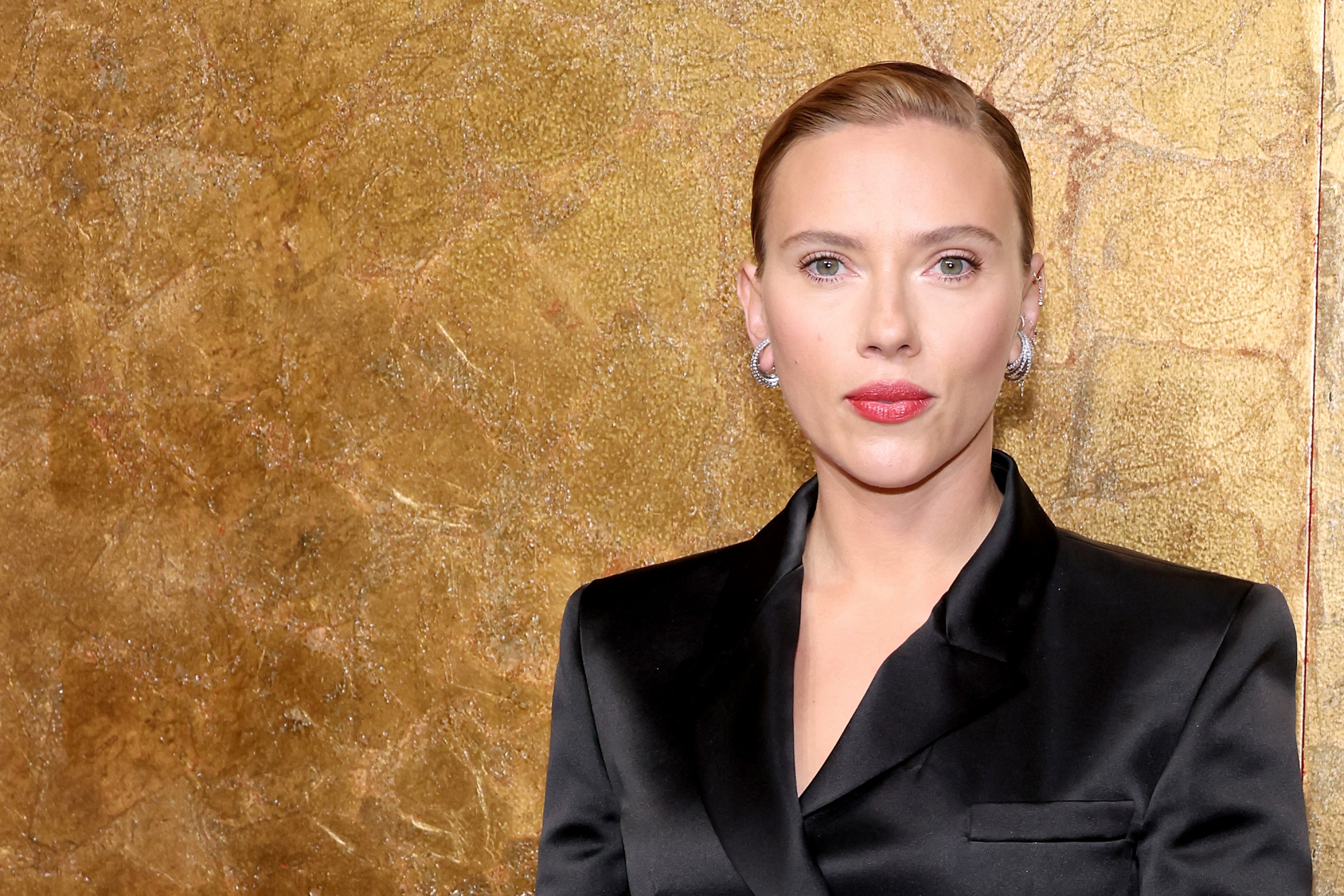 Scarlett Johansson Hired Lawyers to Push Back on OpenAI Voice Sky -  Bloomberg