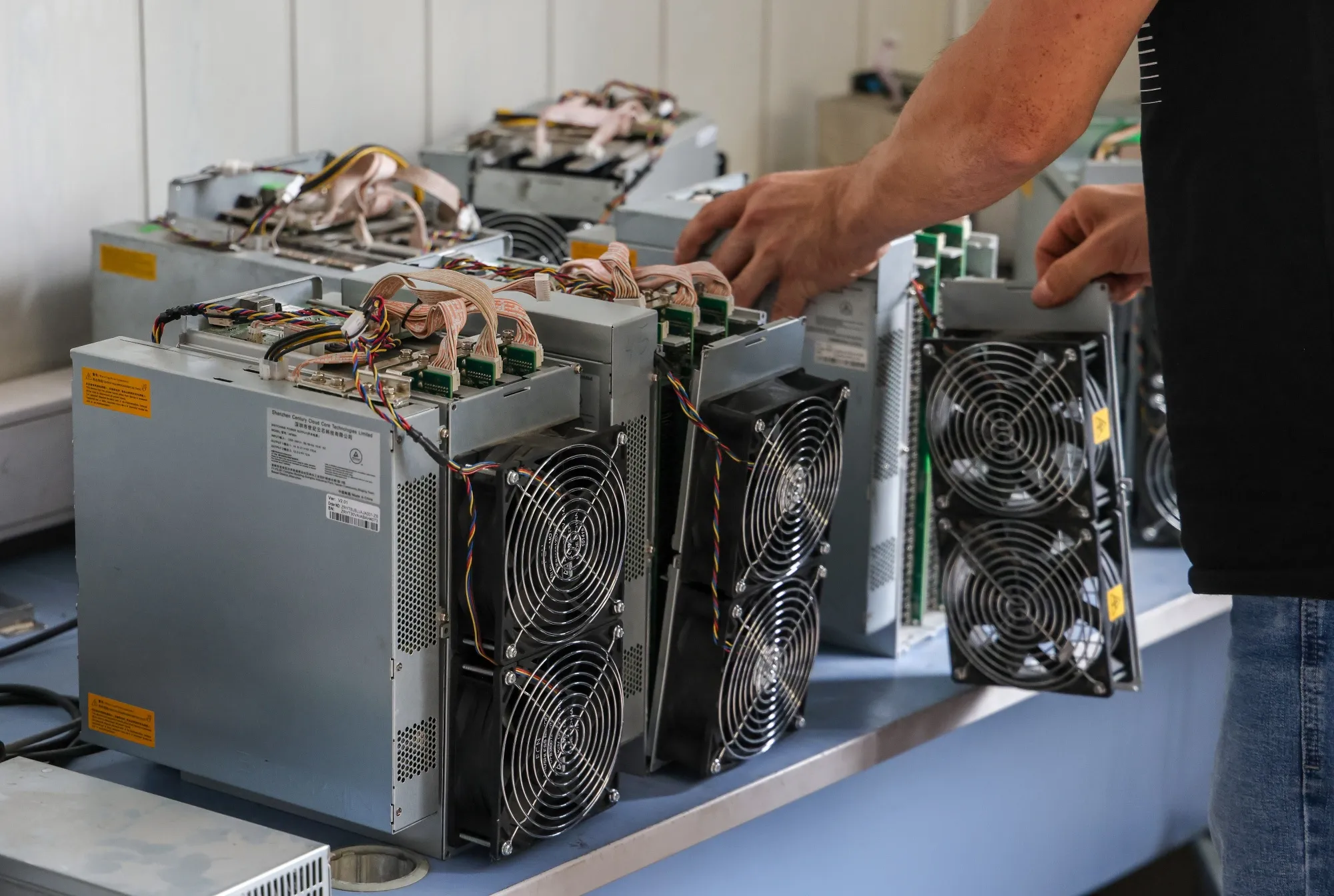 Citadel-Backed Exchange That Shook Up Treasuries Takes On Crypto - Bloomberg